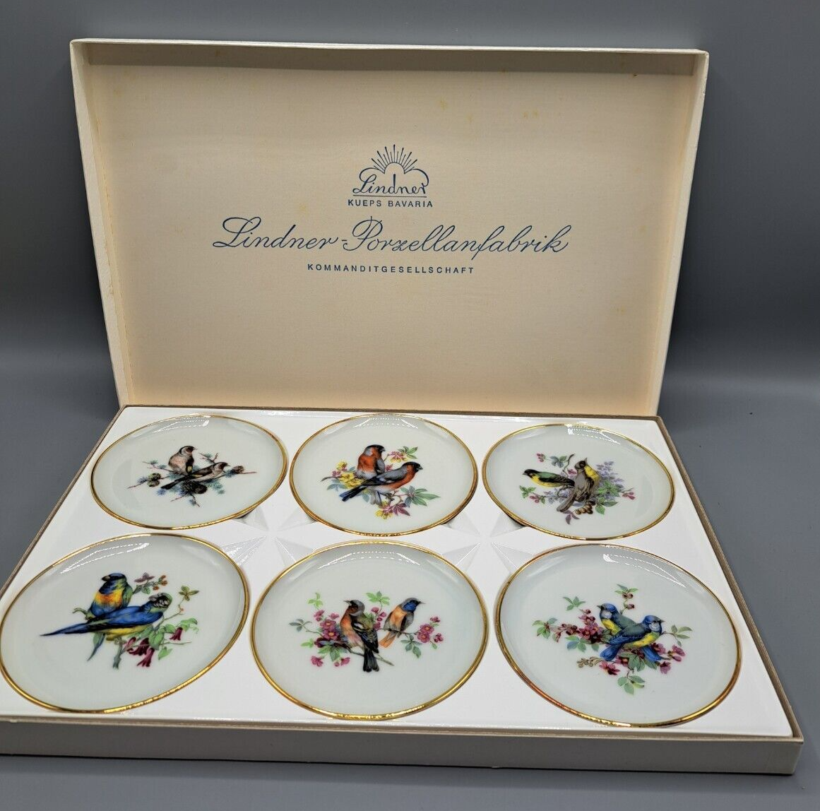 Lindner Porzellanfabrik, Sammlerstück, 6 Unterteller, Vogelmotiv 134/10